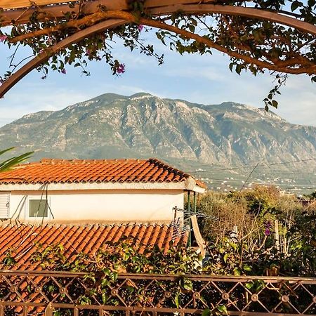 Bougainvillea House 2 Kalamata Exteriör bild